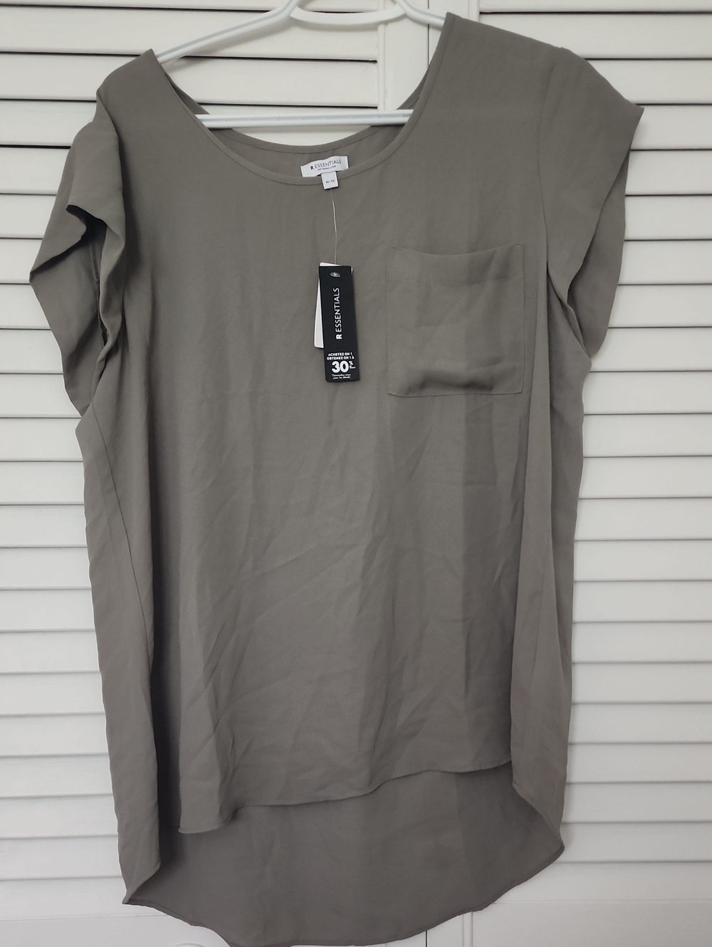 Essentials Women's Taupe Short Sleeve Pocket Tunic